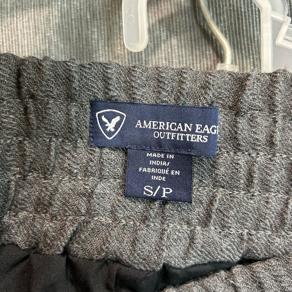 American Eagle grey skirt - Picture 2 of 3